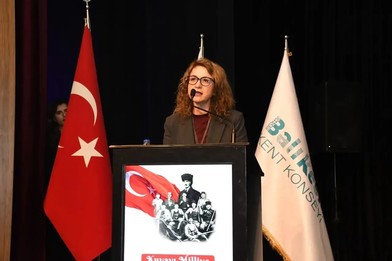 Atatürk ve İnönü'nün İzinde Kuvayı Milliye Ruhu Balıkesir'de Anıldı Atatürk ve İnönü'nün İzinde Kuvayı Milliye Ruhu Balıkesir'de Anıldı