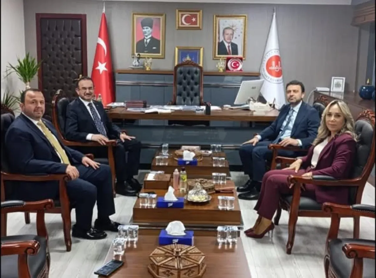 AK Partili Milletvekili'nden Diyanet Genel Müdürü'ne Hayırlı Olsun Ziyareti AK Partili Milletvekili'nden Diyanet Genel Müdürü'ne Hayırlı Olsun Ziyareti