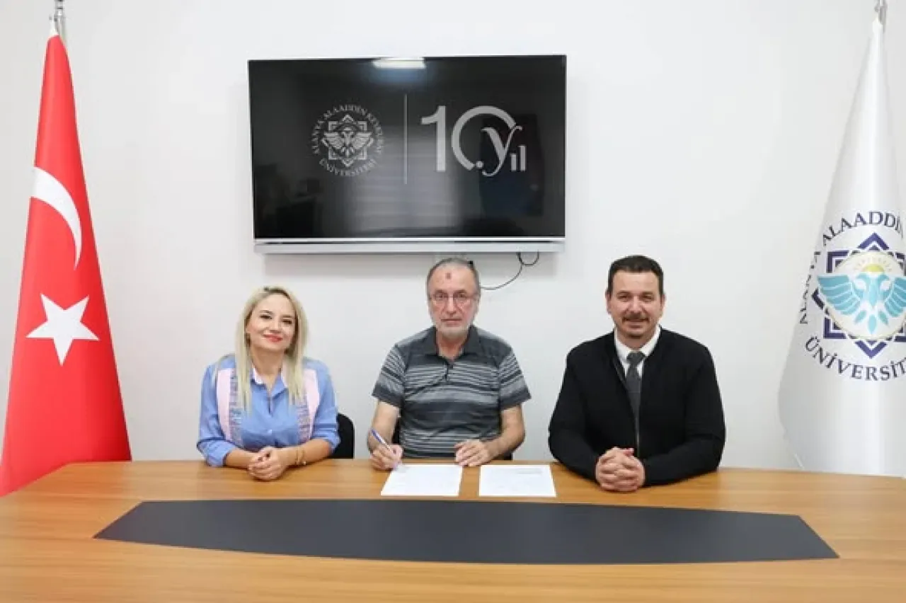 Alanyalı Vatandaş, ALKÜ Tıp Fakültesi'ne Bedenini Bağışladı Alanyalı Vatandaş, ALKÜ Tıp Fakültesi'ne Bedenini Bağışladı