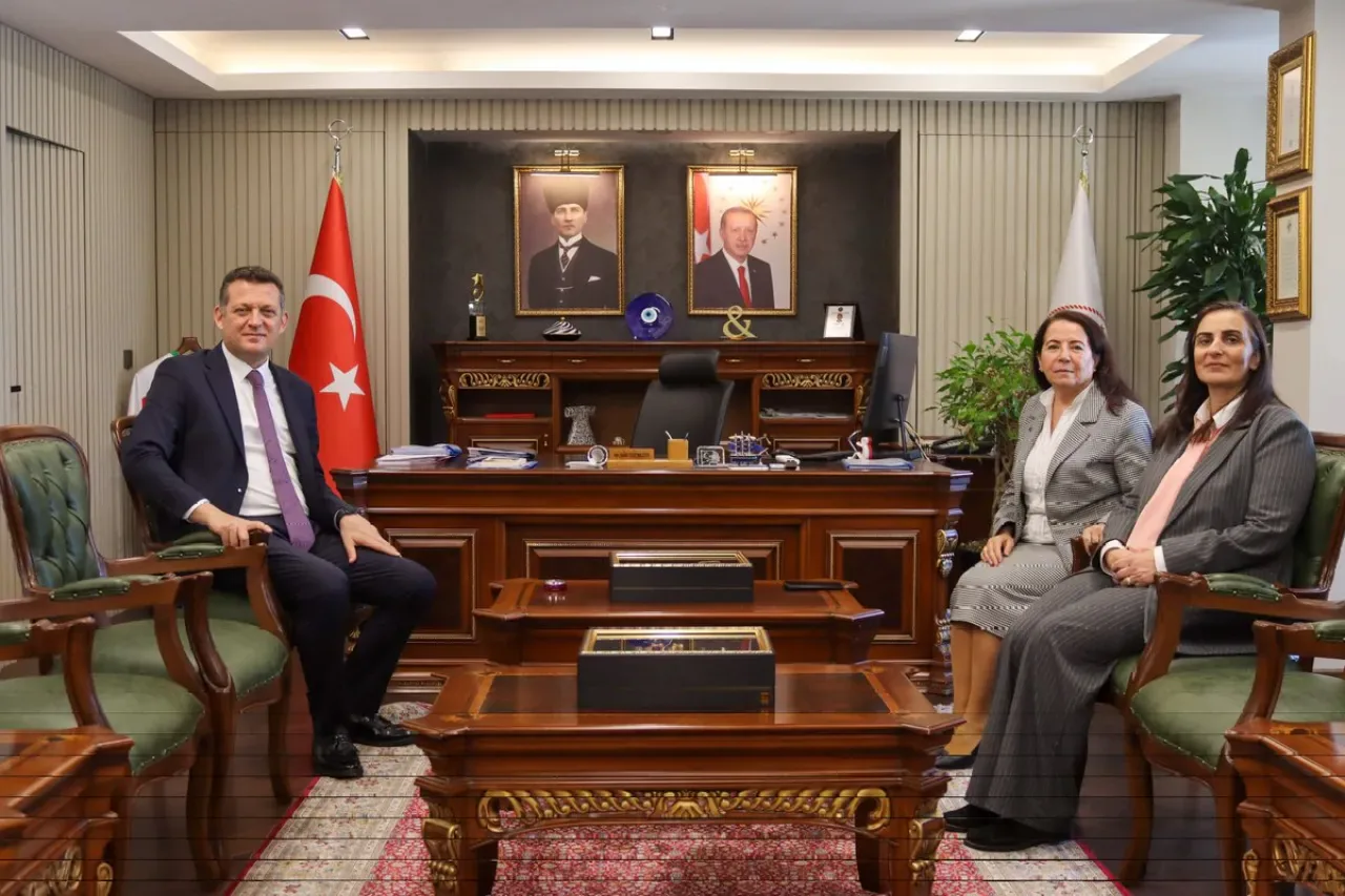 İstanbul Nüfus Müdürleri Beykoz Kaymakamı'nı Ziyaret Etti İstanbul Nüfus Müdürleri Beykoz Kaymakamı'nı Ziyaret Etti