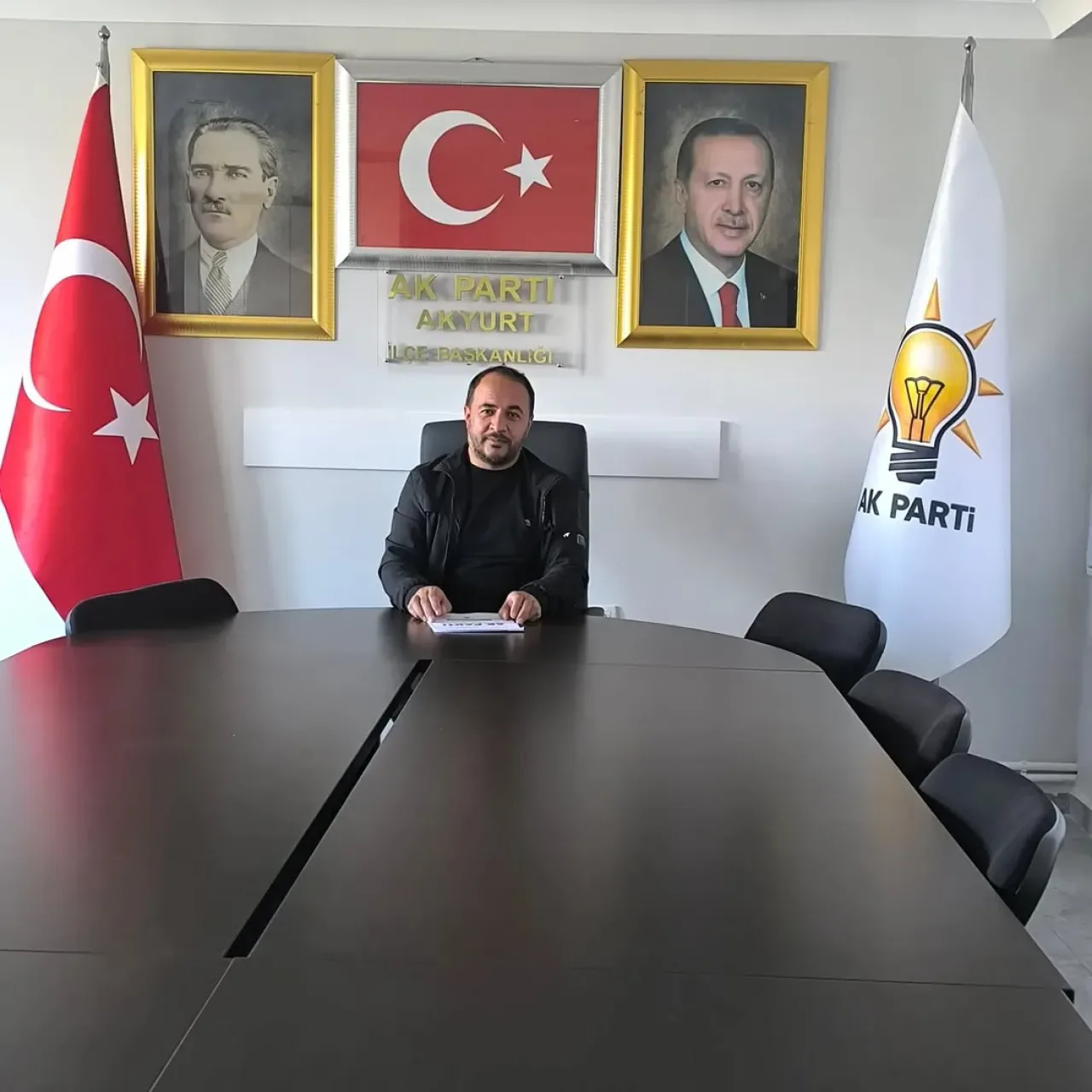 Akyurt AK Parti İlçe Başkanlığı'nda Nöbetçi Yönetim Kurulu Üyesi Görevde Akyurt AK Parti İlçe Başkanlığı'nda Nöbetçi Yönetim Kurulu Üyesi Görevde