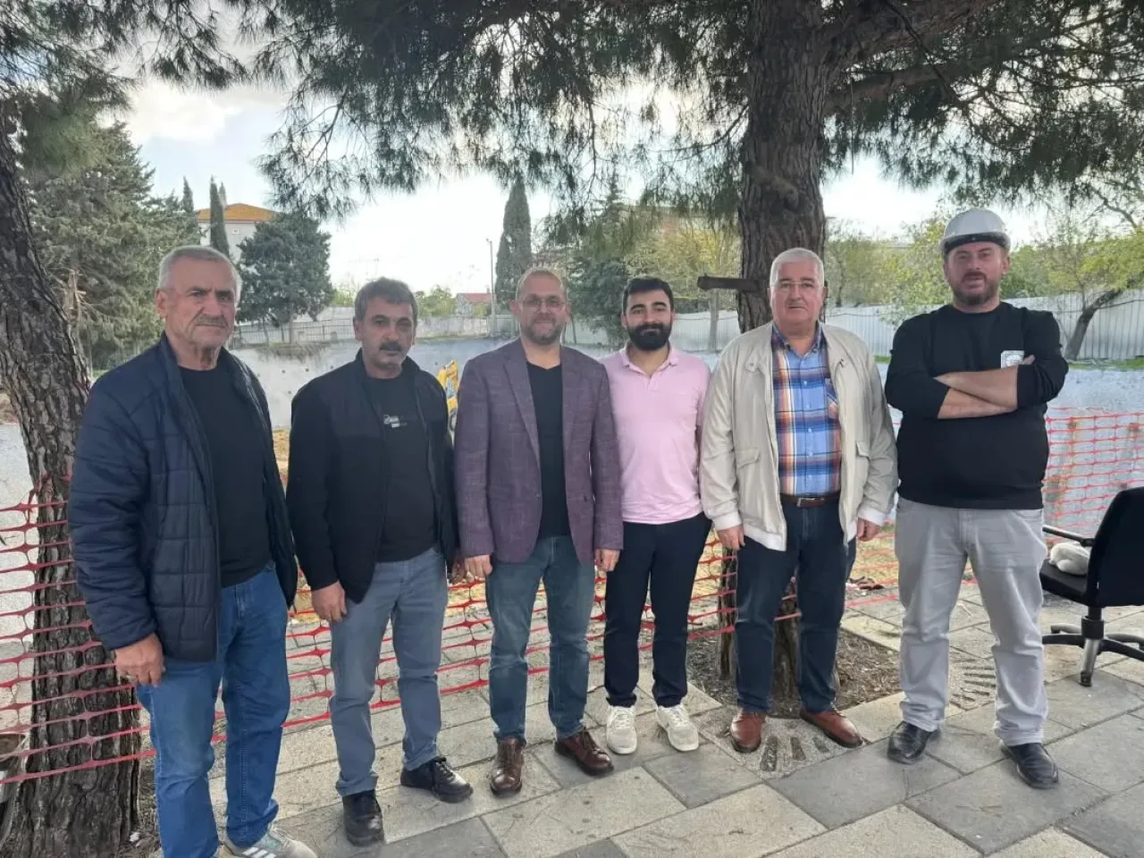 AK Parti Silivri İlçe Teşkilatı Alipaşa Mahallesi'nde Eğitim Çalışmasını Yerinde İnceledi AK Parti Silivri İlçe Teşkilatı Alipaşa Mahallesi'nde Eğitim Çalışmasını Yerinde İnceledi