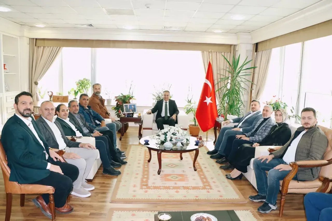 AK Parti Sancaktepe İlçe Başkanı Kaymakam Naif Yavuz'u Ziyaret Etti AK Parti Sancaktepe İlçe Başkanı Kaymakam Naif Yavuz'u Ziyaret Etti