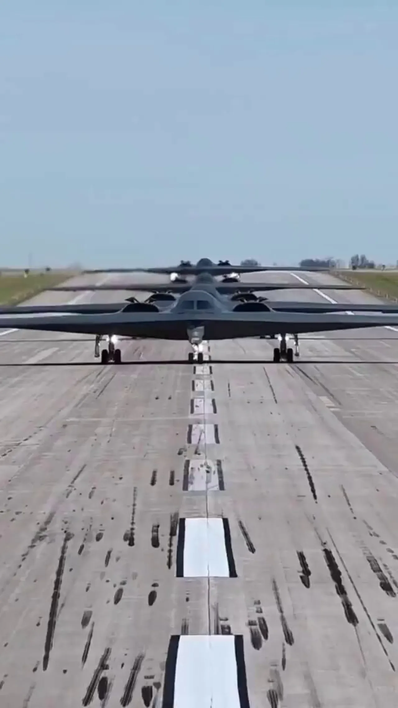 ABD, B-2 Spirit Bombardıman Uçaklarının Güncellenmiş Versiyonlarını Sipariş Etti ABD, B-2 Spirit Bombardıman Uçaklarının Güncellenmiş Versiyonlarını Sipariş Etti