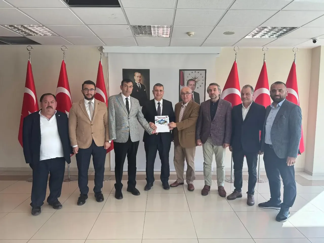 Ordu Dernekler Federasyonu'ndan Tuzla Kaymakamı'na Ziyaret Ordu Dernekler Federasyonu'ndan Tuzla Kaymakamı'na Ziyaret