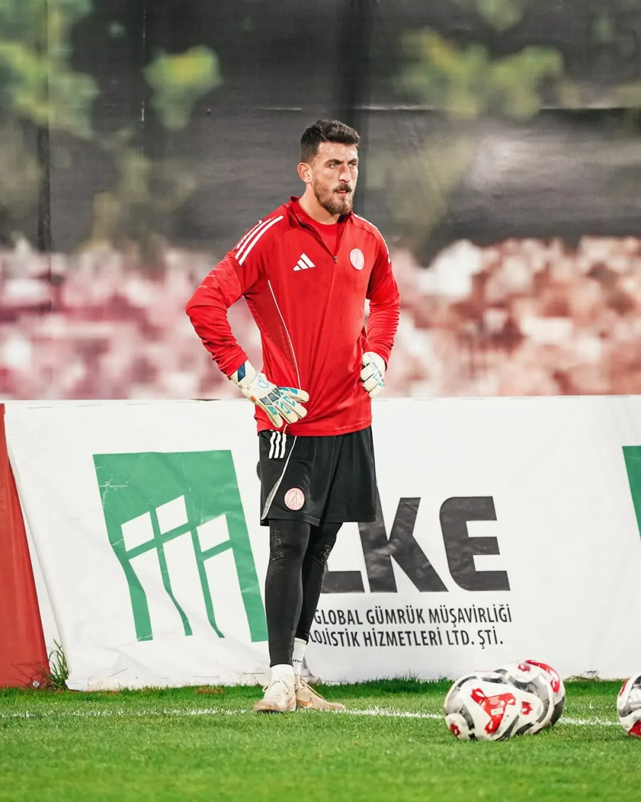 <h1>İstanbul Ümraniyespor, Sivassofor Sipay Bodrum FK Maçı Hazırlıklarını Sürdürüyor</h1> <h1>İstanbul Ümraniyespor, Sivassofor Sipay Bodrum FK Maçı Hazırlıklarını Sürdürüyor</h1>