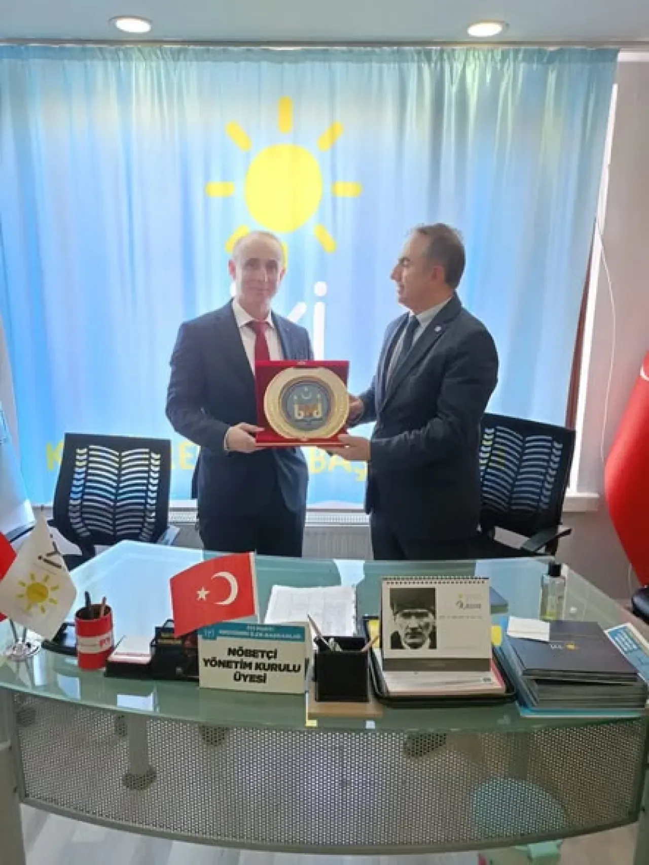 İYİ Parti Keçiören İlçe Başkanlığı'na Dernek Ziyareti İYİ Parti Keçiören İlçe Başkanlığı'na Dernek Ziyareti