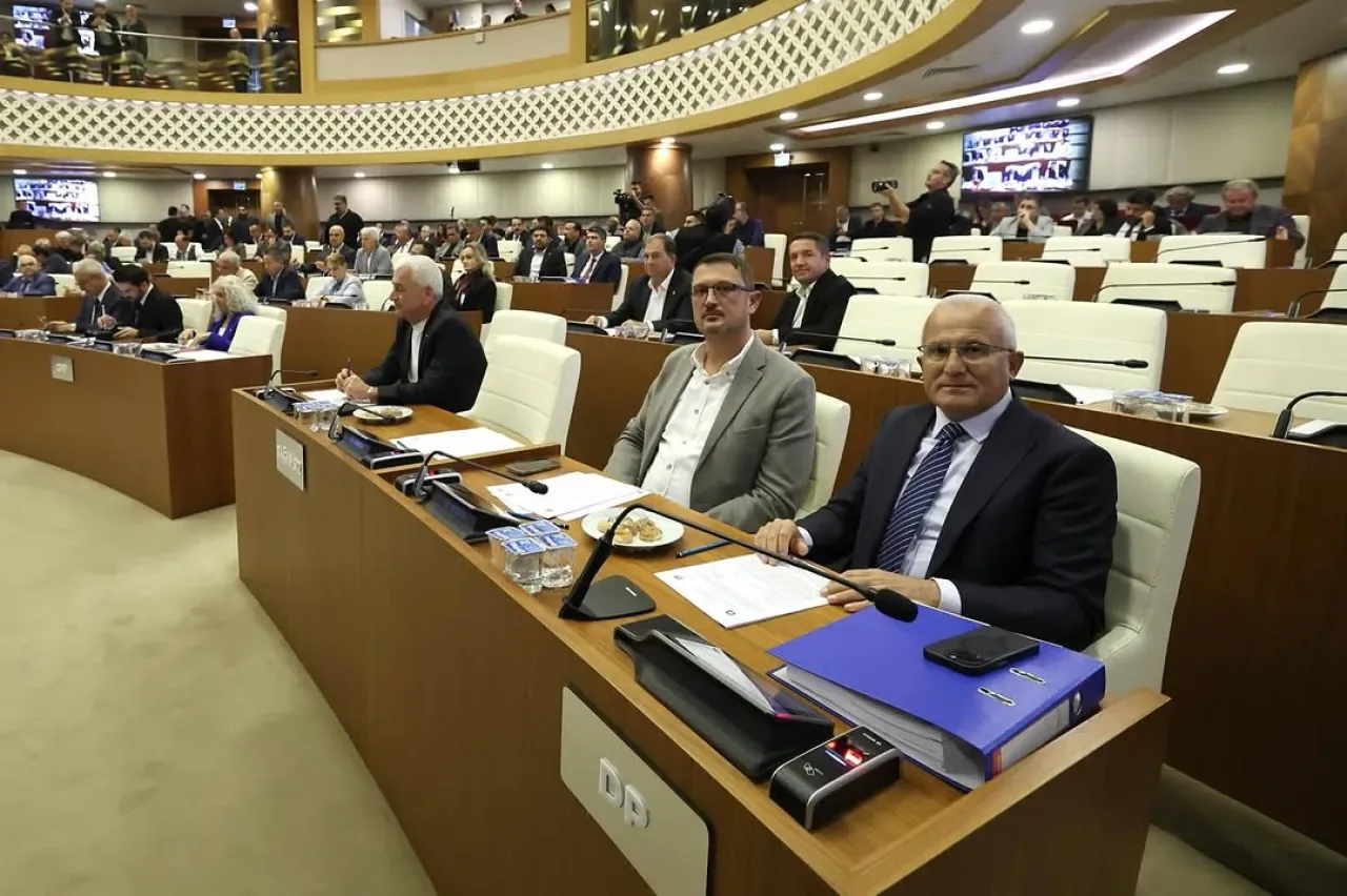Kumluca Belediyesi, Antalya Büyükşehir Meclisi Toplantısı'na Katıldı Kumluca Belediyesi, Antalya Büyükşehir Meclisi Toplantısı'na Katıldı