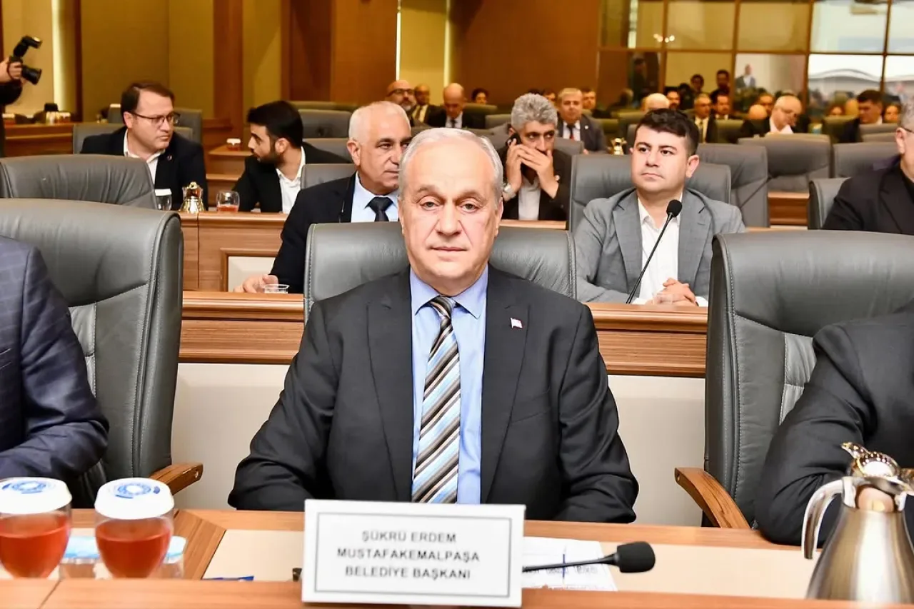 Mustafakemalpaşa'ya Yeni Hizmetler İçin Mecliste Önemli Adımlar Mustafakemalpaşa'ya Yeni Hizmetler İçin Mecliste Önemli Adımlar