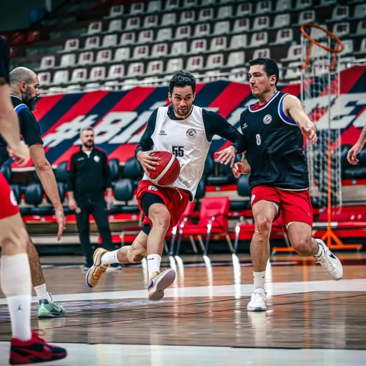 Gaziantep Basketbol Takımı, Fenerbahçe Koleji Maçına Hazır Gaziantep Basketbol Takımı, Fenerbahçe Koleji Maçına Hazır