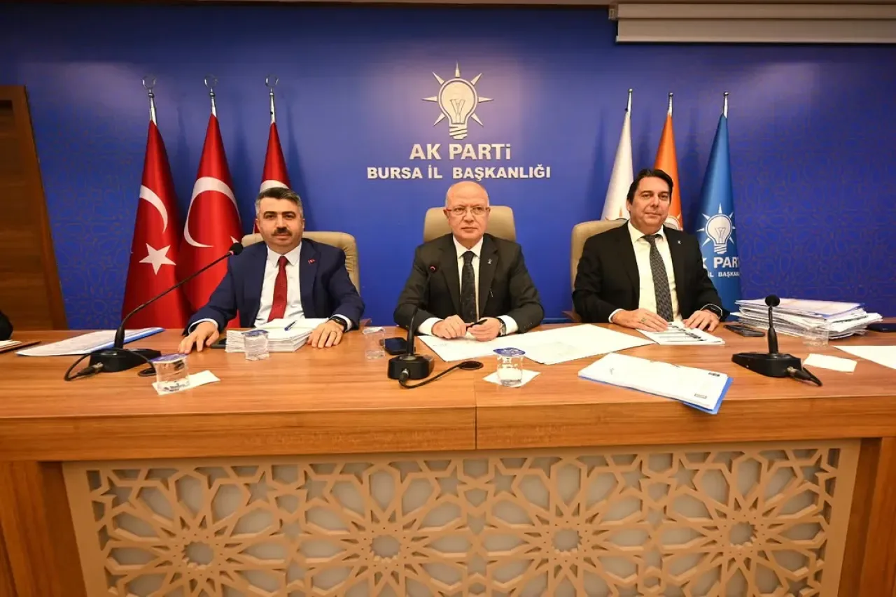 Yıldırım Belediye Başkanı Oktay Yılmaz, Bursa Büyükşehir Belediye Meclis Toplantısını Gerçekleştirdi Yıldırım Belediye Başkanı Oktay Yılmaz, Bursa Büyükşehir Belediye Meclis Toplantısını Gerçekleştirdi