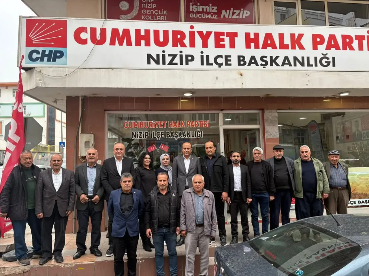 CHP'li Milletvekili Melih Meriç, Nizip'te Parti Örgütü ile Bir Araya Geldi CHP'li Milletvekili Melih Meriç, Nizip'te Parti Örgütü ile Bir Araya Geldi