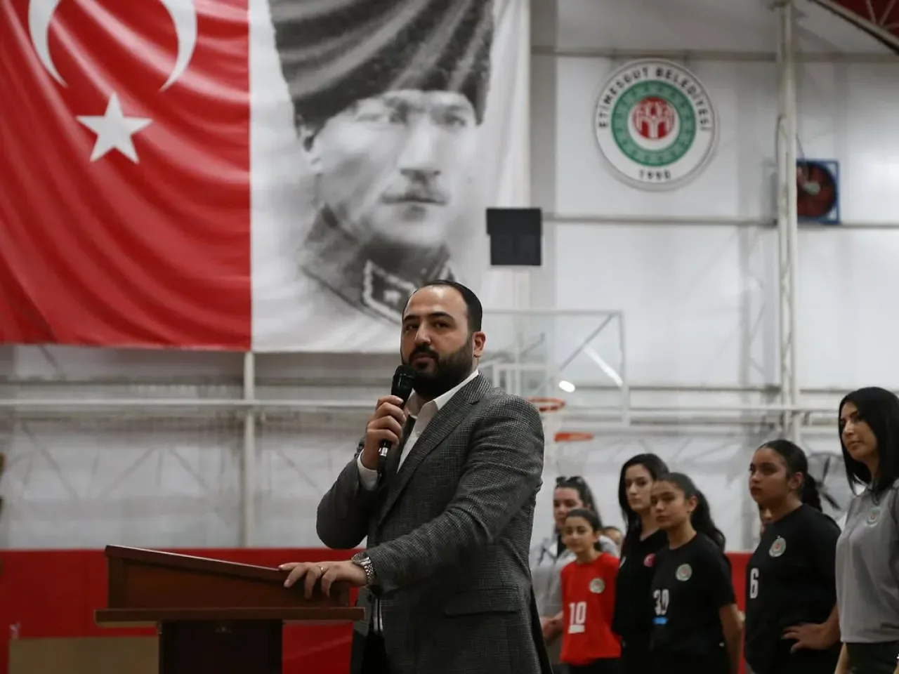 Etimesgut Belediyesi Gelişim Spor Kulübü'nde 3. Altyapı Voleybol Turnuvası Heyecanı Etimesgut Belediyesi Gelişim Spor Kulübü'nde 3. Altyapı Voleybol Turnuvası Heyecanı