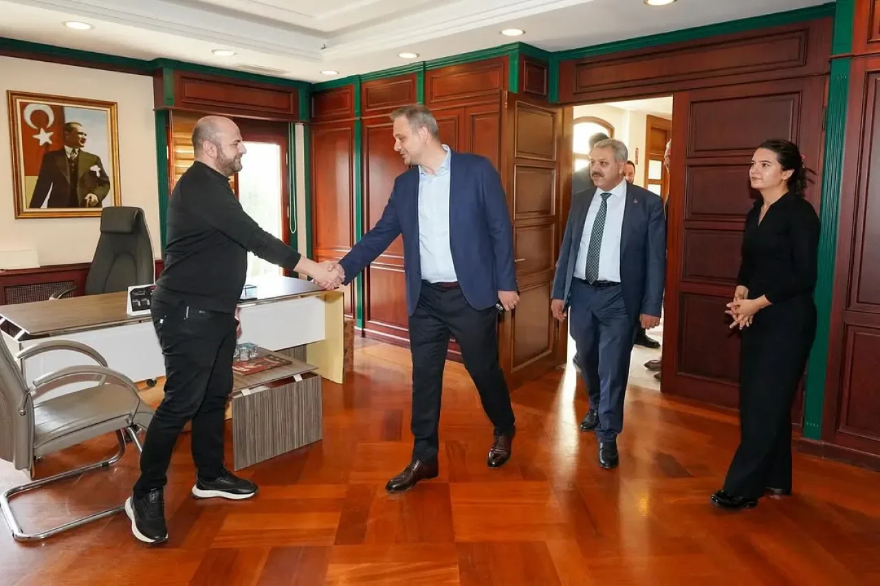 Beylikdüzü Belediyesi'nde Ziyaret ve Motivasyon Buluşması Beylikdüzü Belediyesi'nde Ziyaret ve Motivasyon Buluşması