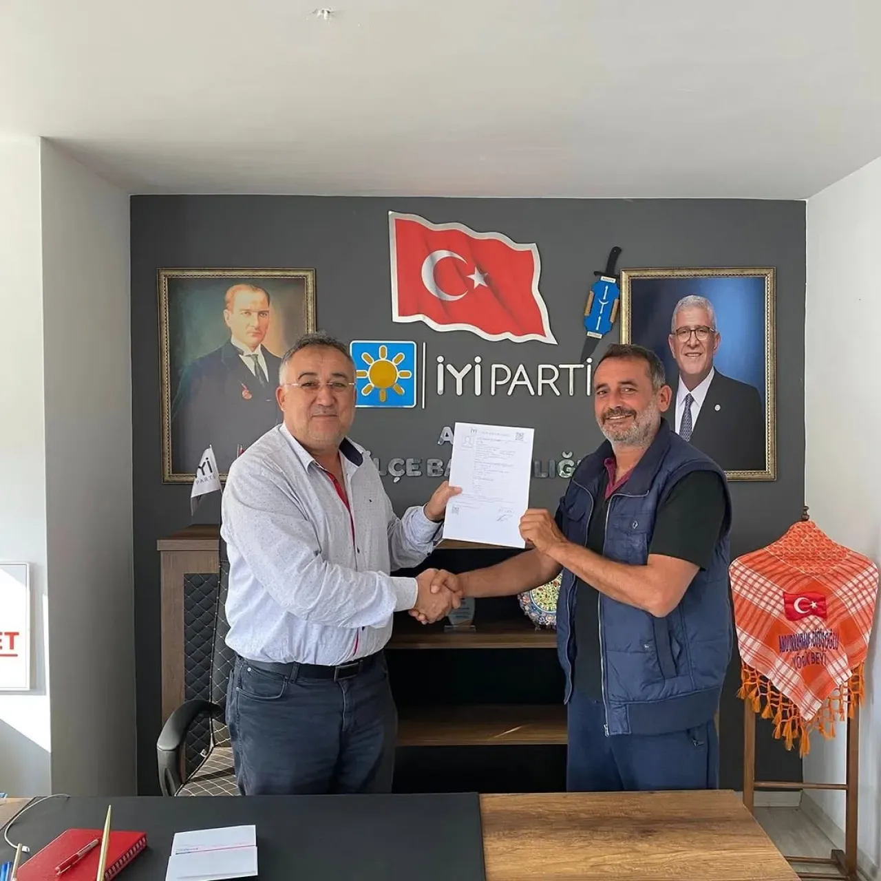Antalya İYİ Parti'de Yeni Katılımlar ve Teşkilat Ziyaretleri Antalya İYİ Parti'de Yeni Katılımlar ve Teşkilat Ziyaretleri