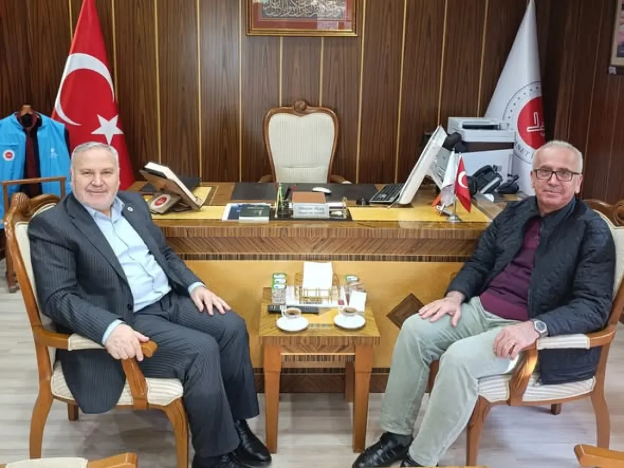 Ataşehir Müftülüğü'nde İstişare Ziyareti Ataşehir Müftülüğü'nde İstişare Ziyareti