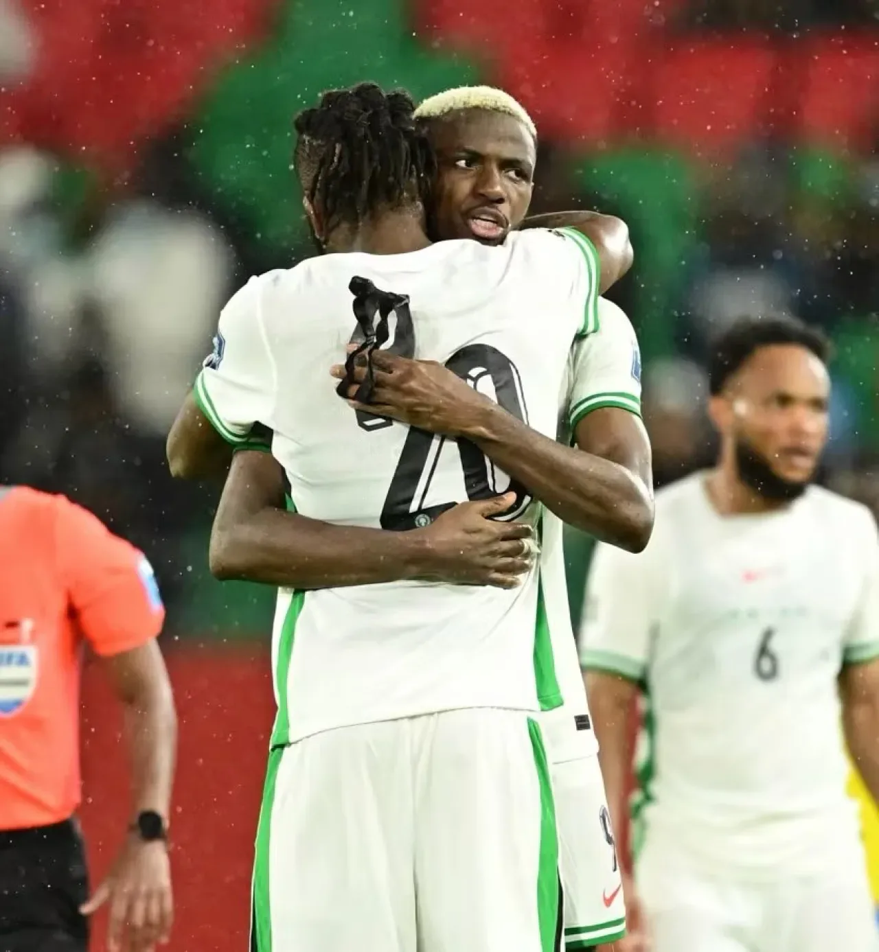 Galatasaray'dan Victor Osimhen ve Nijerya'ya Kutlama Galatasaray'dan Victor Osimhen ve Nijerya'ya Kutlama