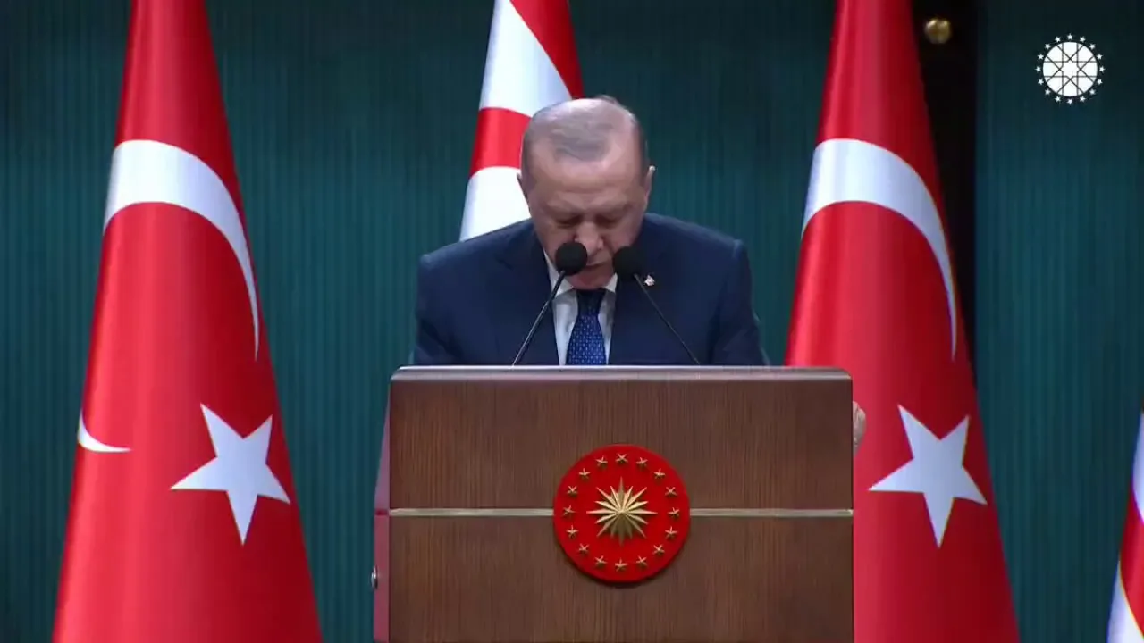 Erdoğan, KKTC Cumhurbaşkanı Erhürman'ın Egemen Eşitlik Vurgusunu İsabetli Buldu Erdoğan, KKTC Cumhurbaşkanı Erhürman'ın Egemen Eşitlik Vurgusunu İsabetli Buldu