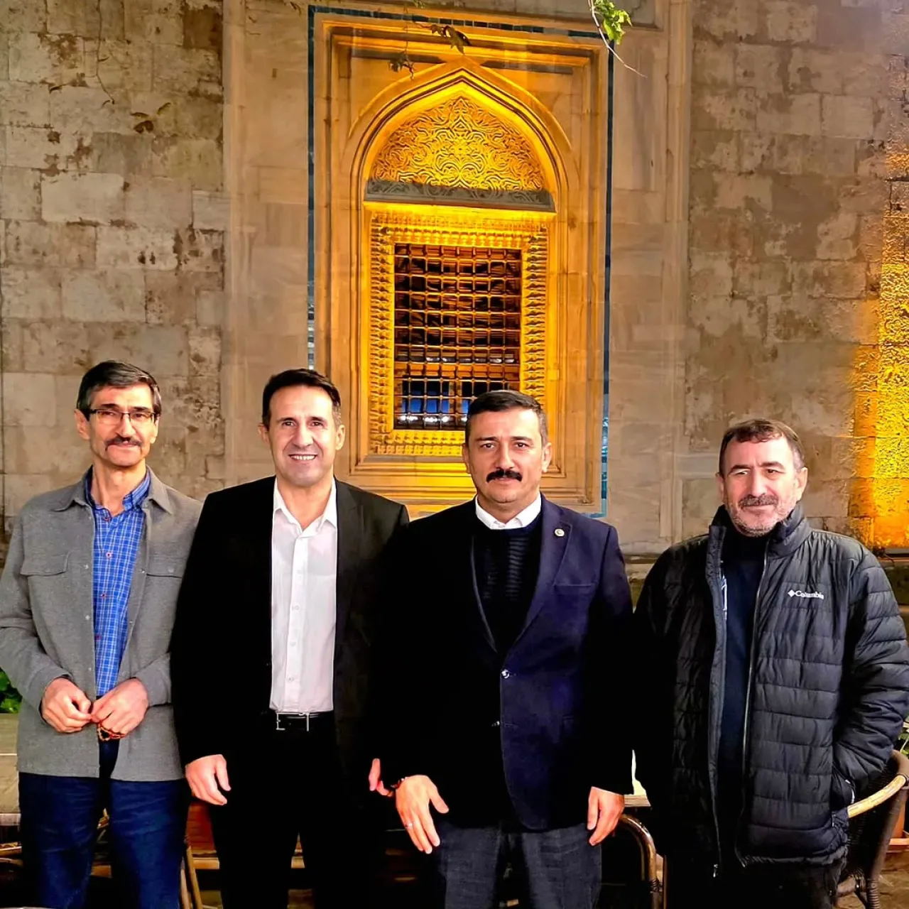 İYİ Parti Bursa Milletvekili Yüksel Selçuk Türkoğlu ve Gözaltındaki Komutan Orkun Özeller Bursa'da Buluştu İYİ Parti Bursa Milletvekili Yüksel Selçuk Türkoğlu ve Gözaltındaki Komutan Orkun Özeller Bursa'da Buluştu