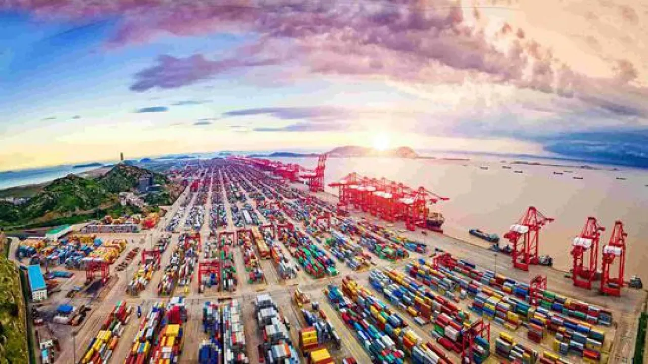 Çin'de Ekonomi 2025'in İlk 10 Ayında İstikrarlı Büyüme Gösterdi Çin'de Ekonomi 2025'in İlk 10 Ayında İstikrarlı Büyüme Gösterdi