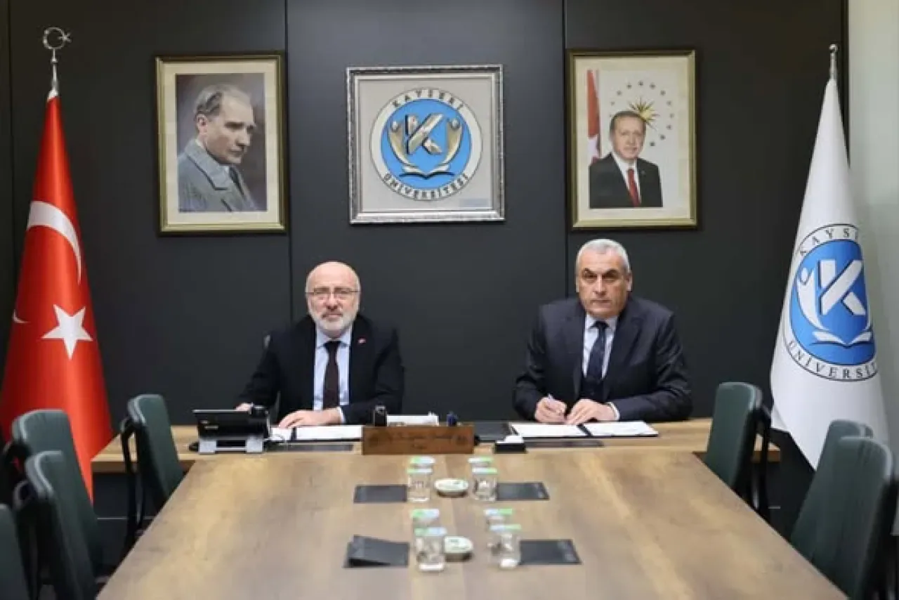 Kayseri Üniversitesi ile Melikgazi İlçe Milli Eğitim Müdürlüğü Arasında Eğitim İş Birliği Protokolü Yenilendi Kayseri Üniversitesi ile Melikgazi İlçe Milli Eğitim Müdürlüğü Arasında Eğitim İş Birliği Protokolü Yenilendi