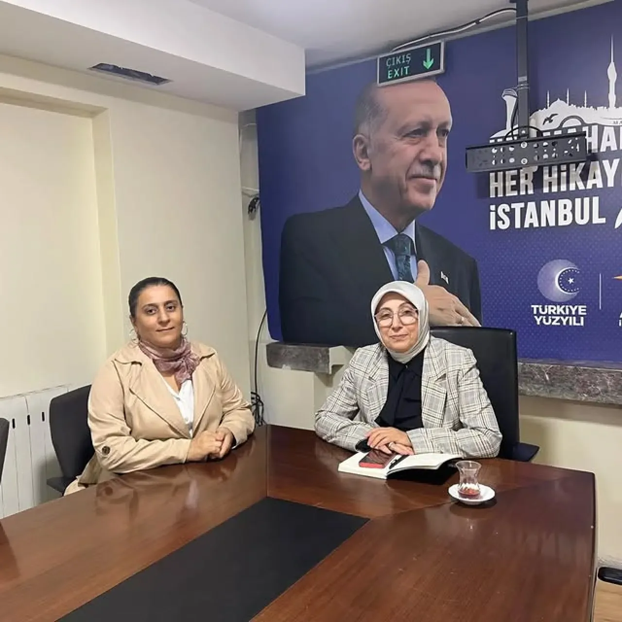 AK Parti Şişli İlçe Kadın Kolları'ndan Teşkilat Çalışması AK Parti Şişli İlçe Kadın Kolları'ndan Teşkilat Çalışması