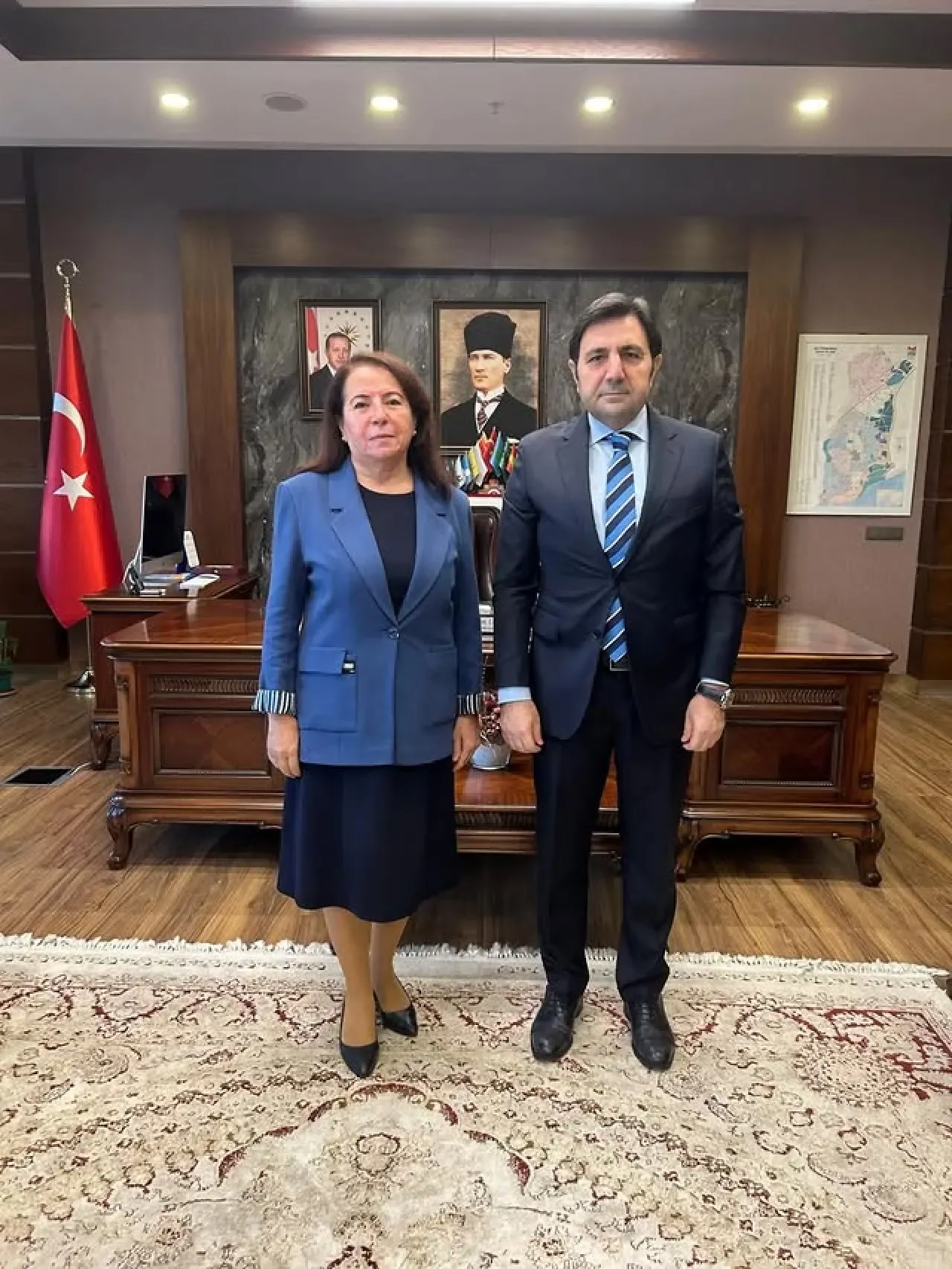 Zeytinburnu Kaymakamı Adem Uslu, İl Nüfus Müdürü'nü Ağırladı Zeytinburnu Kaymakamı Adem Uslu, İl Nüfus Müdürü'nü Ağırladı