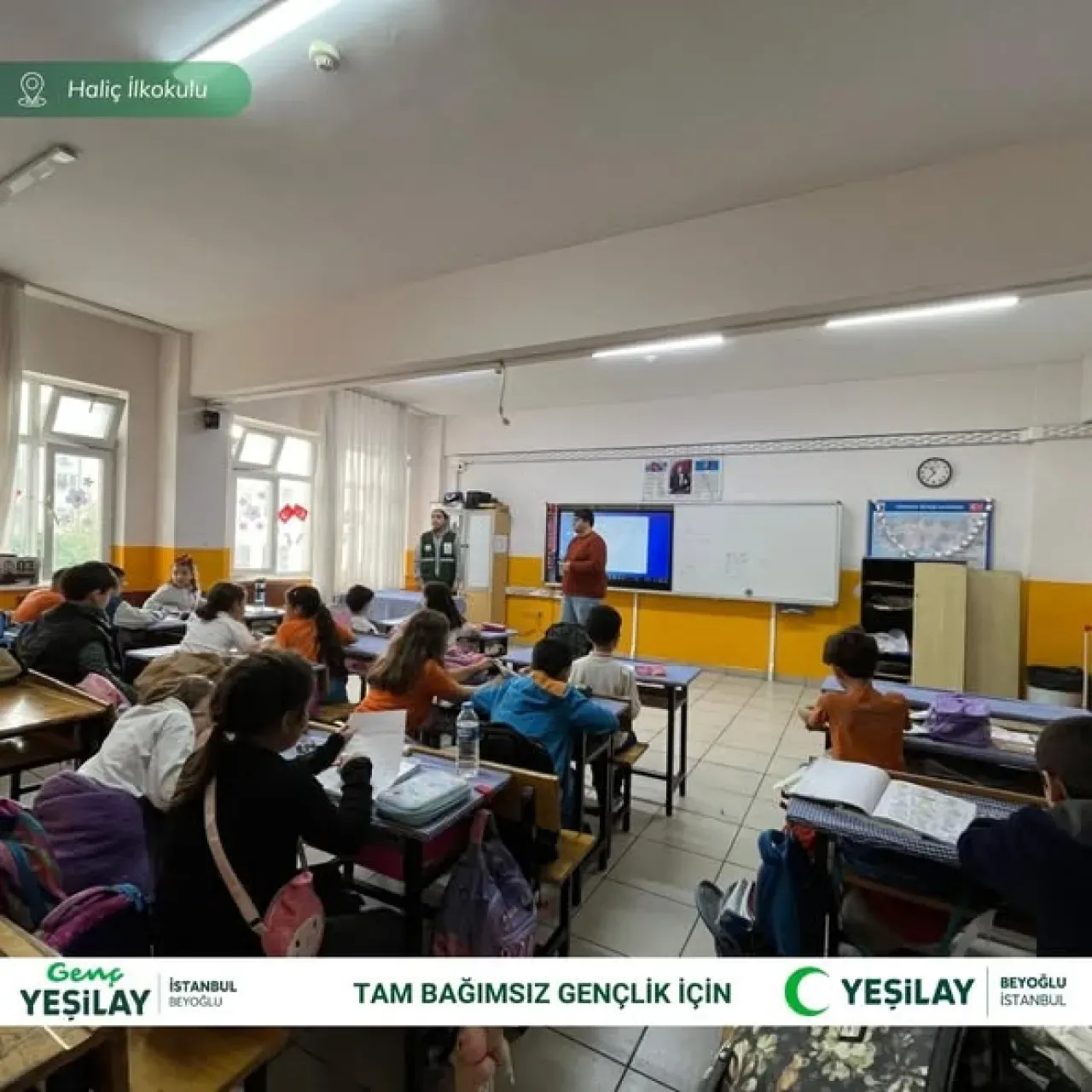 Yeşilay Beyoğlu Şubesi, Haliç İlkokulu'nda Bağımsızlık Seferberliği'ni Anlattı Yeşilay Beyoğlu Şubesi, Haliç İlkokulu'nda Bağımsızlık Seferberliği'ni Anlattı