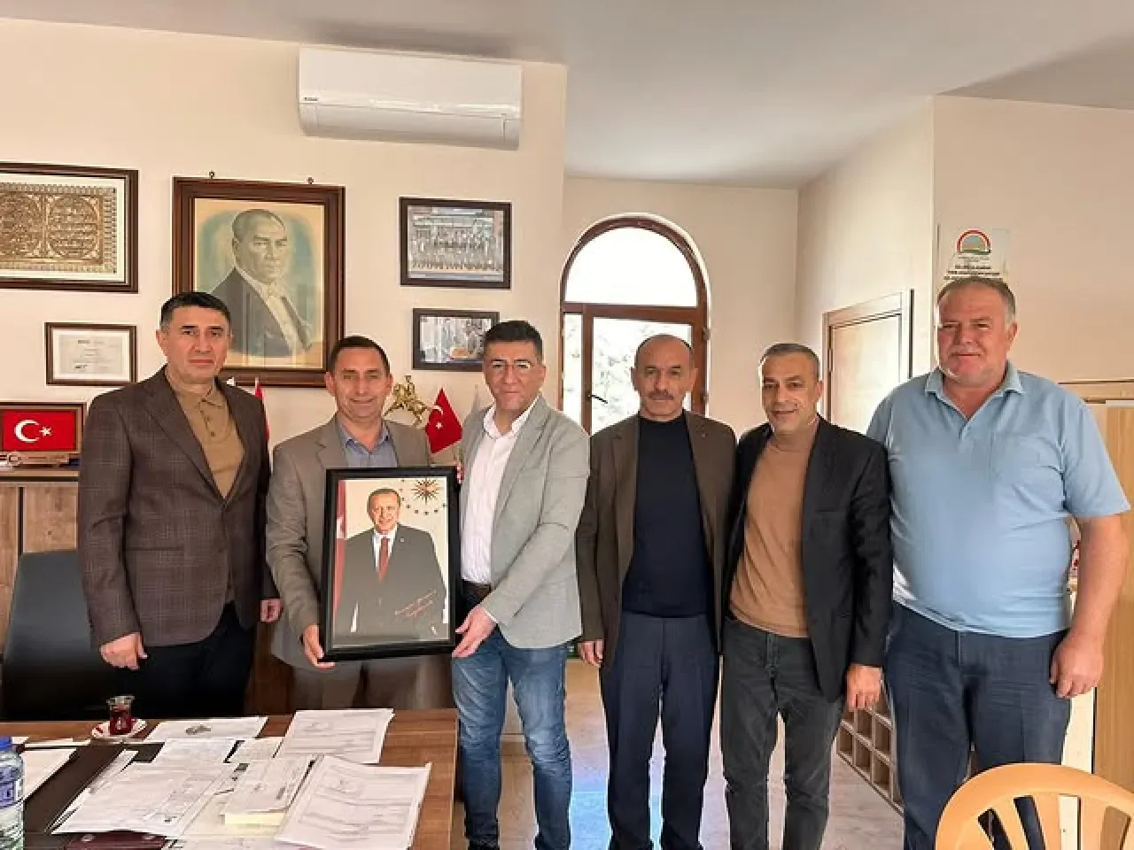 AK Parti Silivri'de Mahalle Ziyaretleri Hız Kesmiyor AK Parti Silivri'de Mahalle Ziyaretleri Hız Kesmiyor