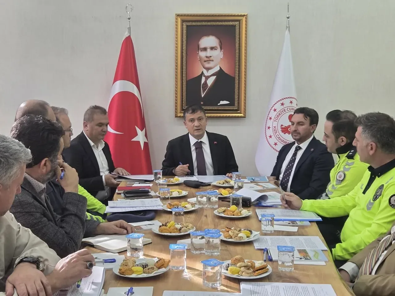Kızılcahamam'da Kış Tedbirleri Masaya Yatırıldı Kızılcahamam'da Kış Tedbirleri Masaya Yatırıldı
