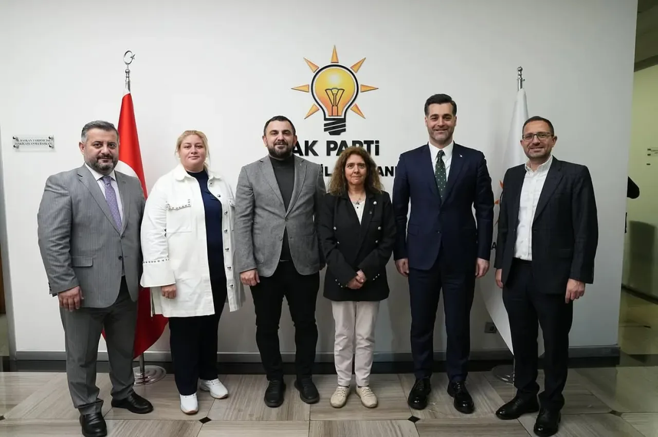 AK Parti Üsküdar'da Mahalle Başkanlığına Yeni Atama AK Parti Üsküdar'da Mahalle Başkanlığına Yeni Atama