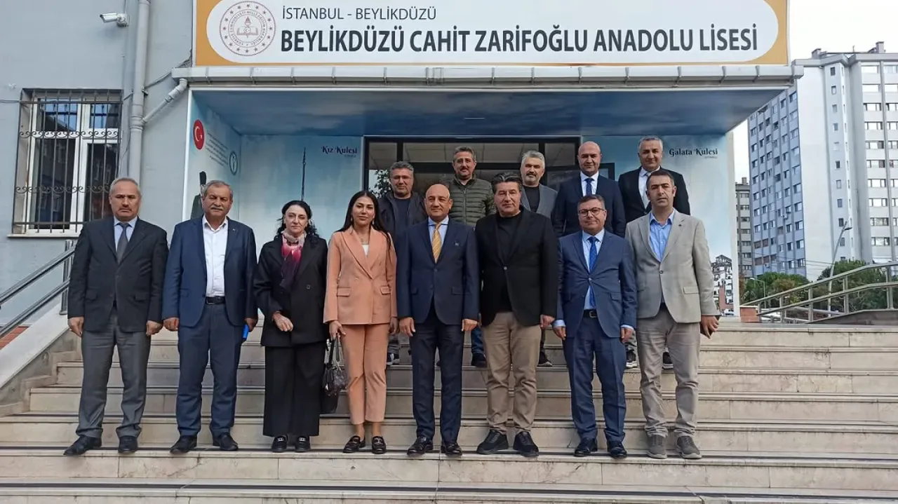 Beylikdüzü'nde Eğitim Yöneticileri İle Önemli Toplantı Beylikdüzü'nde Eğitim Yöneticileri İle Önemli Toplantı
