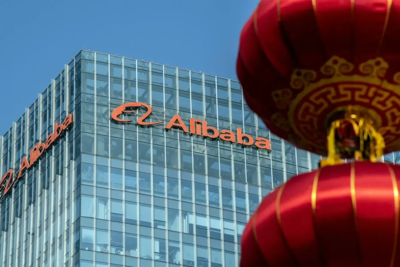 Beyaz Saray Raporu: Alibaba'nın Çin Askeri Hedeflemesine Yardım Ettiği İddiası Beyaz Saray Raporu: Alibaba'nın Çin Askeri Hedeflemesine Yardım Ettiği İddiası