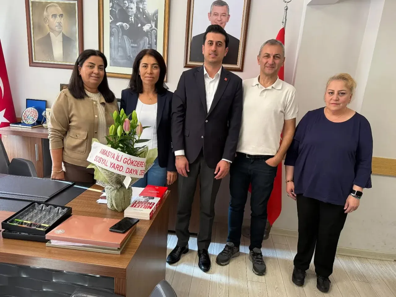 CHP Kadıköy İlçe Başkanlığı'ndan Amasya Kökenli Dernek Üyelerine Konukseverlik CHP Kadıköy İlçe Başkanlığı'ndan Amasya Kökenli Dernek Üyelerine Konukseverlik