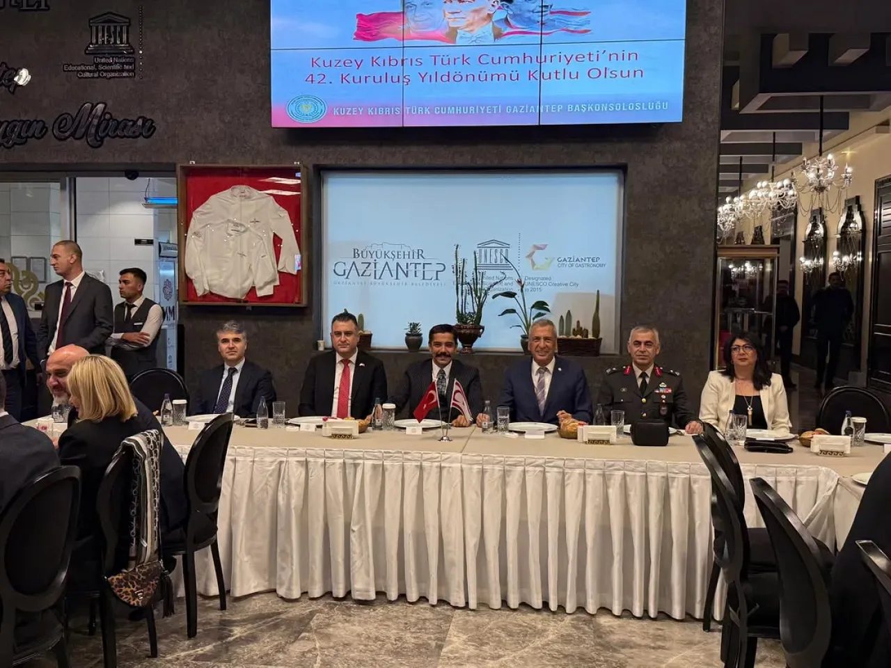 Gaziantep'te KKTC'nin 42. Kuruluş Yıldönümü Kutlaması Gaziantep'te KKTC'nin 42. Kuruluş Yıldönümü Kutlaması