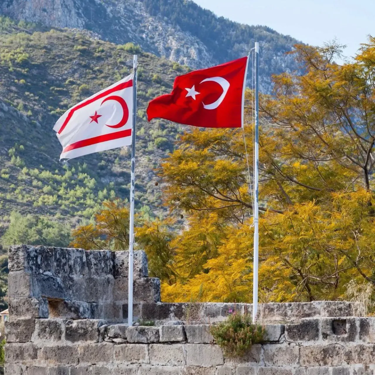 Kuzey Kıbrıs Türk Cumhuriyeti'nin 42. Kuruluş Yıl Dönümü Kutlandı Kuzey Kıbrıs Türk Cumhuriyeti'nin 42. Kuruluş Yıl Dönümü Kutlandı