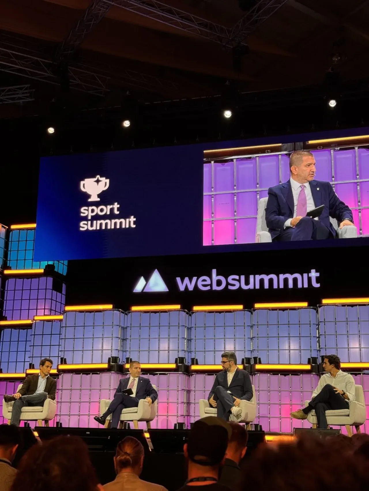 Galatasaray, Web Summit'te Konuşan İlk Türk Spor Kulübü Oldu Galatasaray, Web Summit'te Konuşan İlk Türk Spor Kulübü Oldu