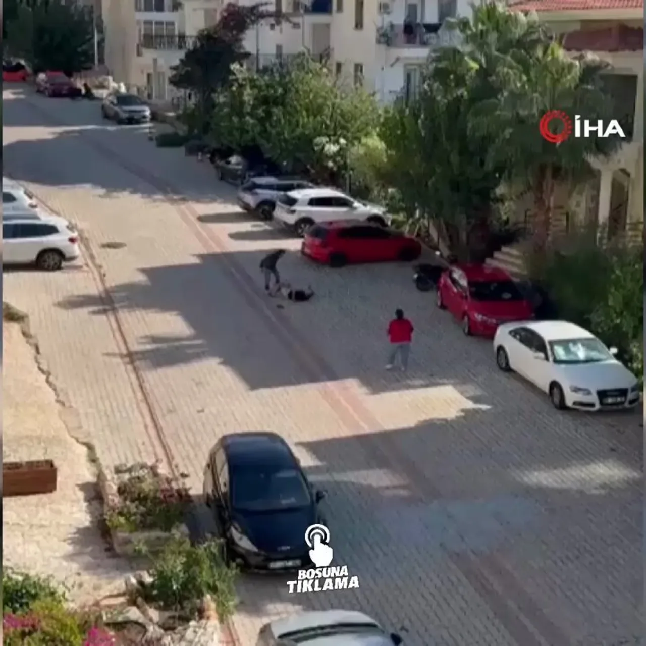 Antalya'da Annenin İlişkisi Olduğu Kişi Bıçaklanarak Öldürüldü Antalya'da Annenin İlişkisi Olduğu Kişi Bıçaklanarak Öldürüldü