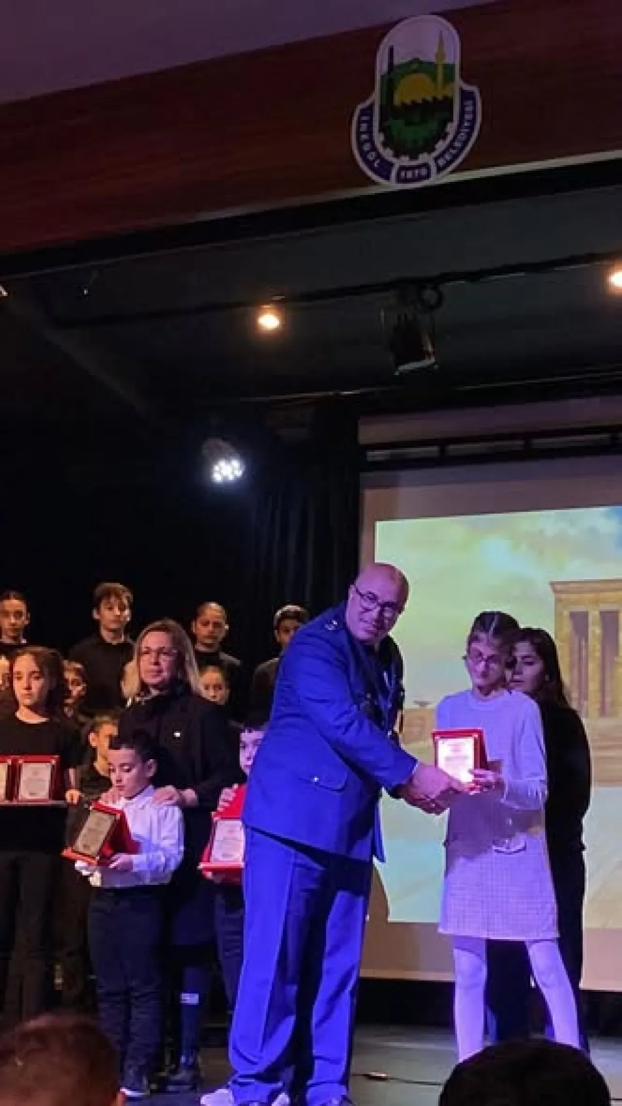 Bursa'da Engelsiz Yaşam Bakım Merkezi'nden Sosyal Etkinlikler ve Başarı Hikayesi Bursa'da Engelsiz Yaşam Bakım Merkezi'nden Sosyal Etkinlikler ve Başarı Hikayesi