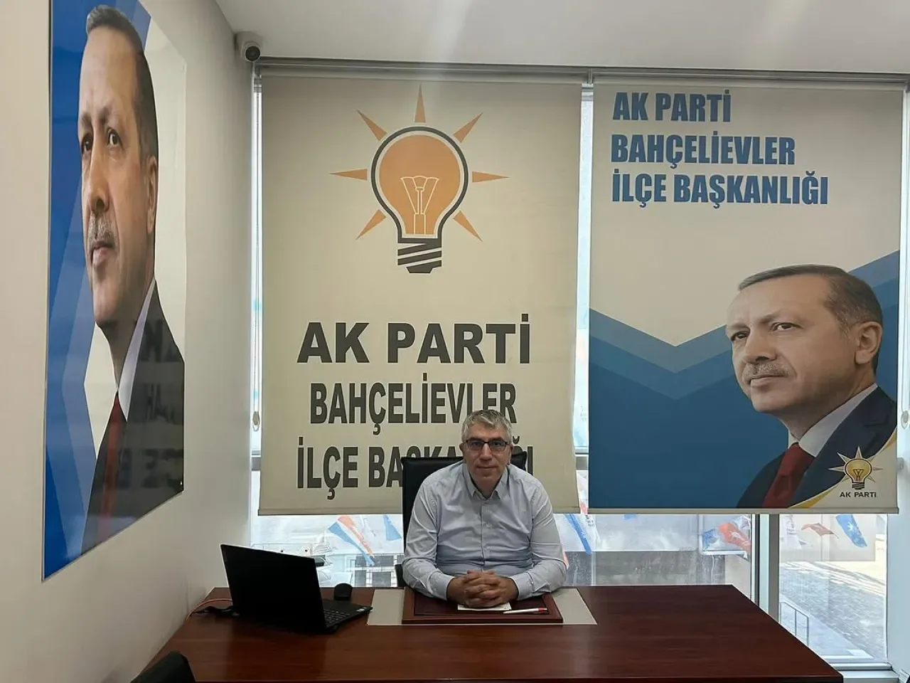 AK Parti Bahçelievler'de Halkın Soru ve Görüşleri İçin Nöbetçi Sistem AK Parti Bahçelievler'de Halkın Soru ve Görüşleri İçin Nöbetçi Sistem