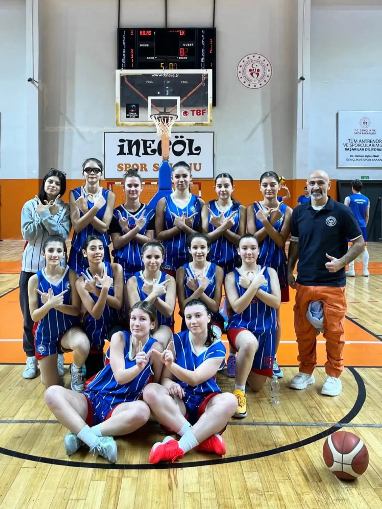 Bursa Nilüfer Belediyespor U18 Genç Kızlar, İnegöl Atlas'ı Deplasmanda Mağlup Etti Bursa Nilüfer Belediyespor U18 Genç Kızlar, İnegöl Atlas'ı Deplasmanda Mağlup Etti
