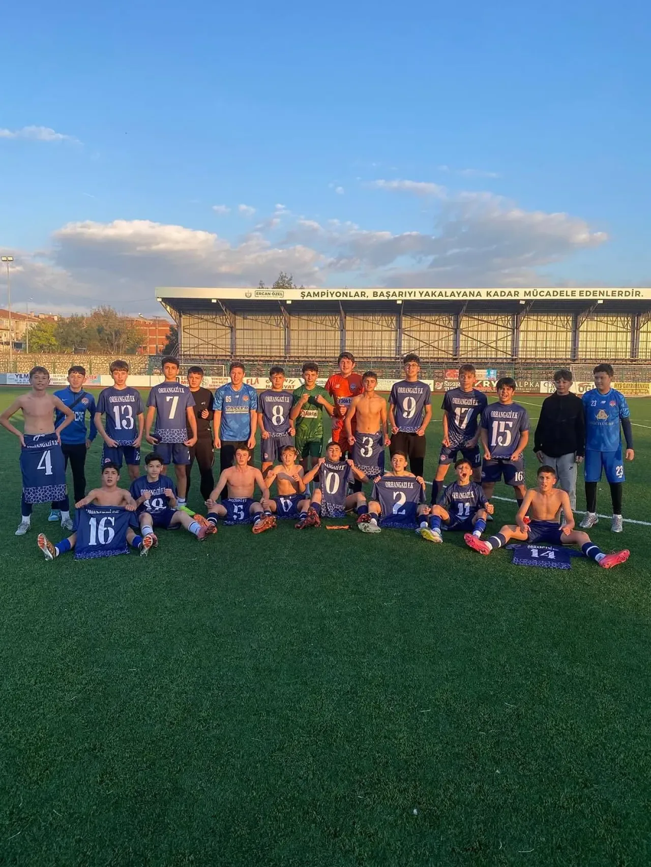 Orhangazi Futbol Kulübü U14 Takımı Namağlup Şampiyon Oldu Orhangazi Futbol Kulübü U14 Takımı Namağlup Şampiyon Oldu