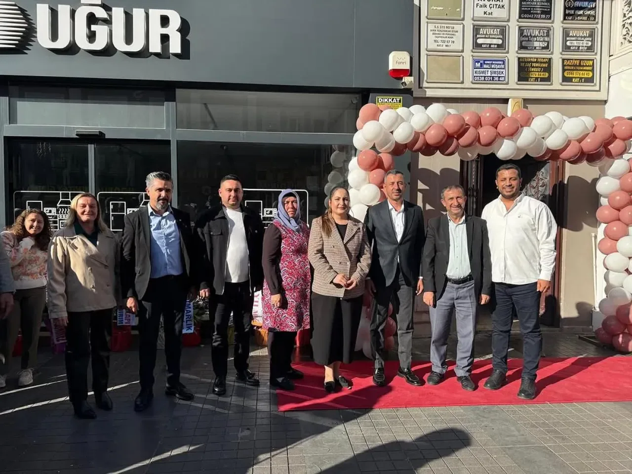 Serik AK Parti İlçe Başkanı Ahmet Söker, Yeni Açılan Muhasebe Ofisinin Açılışına Katıldı Serik AK Parti İlçe Başkanı Ahmet Söker, Yeni Açılan Muhasebe Ofisinin Açılışına Katıldı