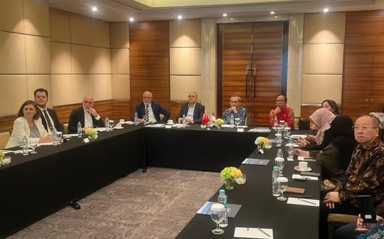 İstanbul Ticaret Odası Endonezya'da Ticari İş Birliğini Geliştirmek İçin Temaslarda Bulundu İstanbul Ticaret Odası Endonezya'da Ticari İş Birliğini Geliştirmek İçin Temaslarda Bulundu