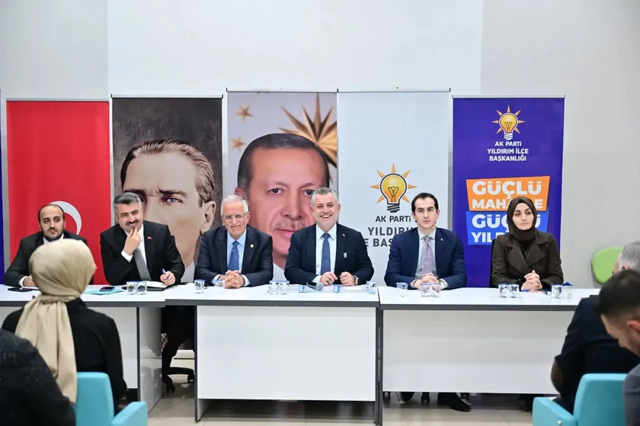 Yıldırım'da Mahalle Başkanları ile İstişare Toplantısı Gerçekleştirildi Yıldırım'da Mahalle Başkanları ile İstişare Toplantısı Gerçekleştirildi