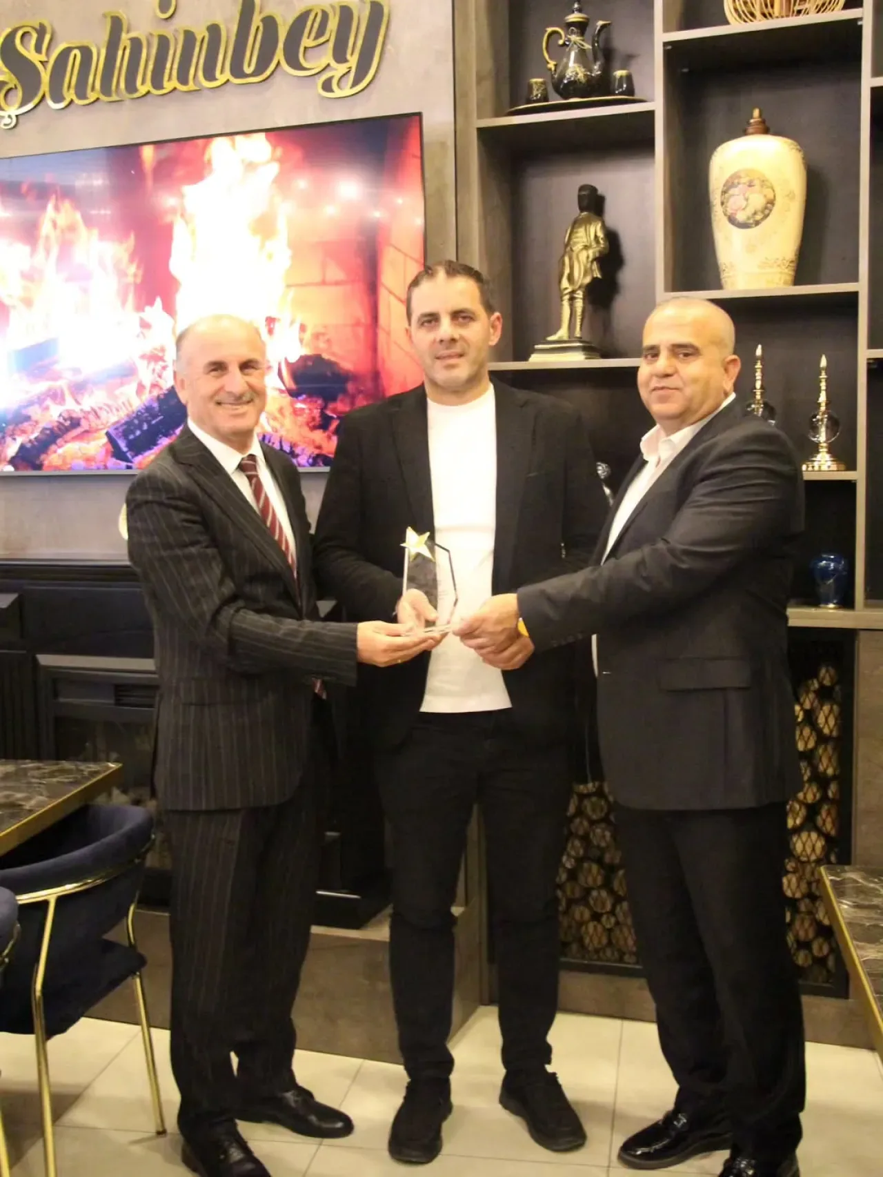 Bursa İnegölspor, Bölgenin En Başarılı Kulübü Seçildi Bursa İnegölspor, Bölgenin En Başarılı Kulübü Seçildi