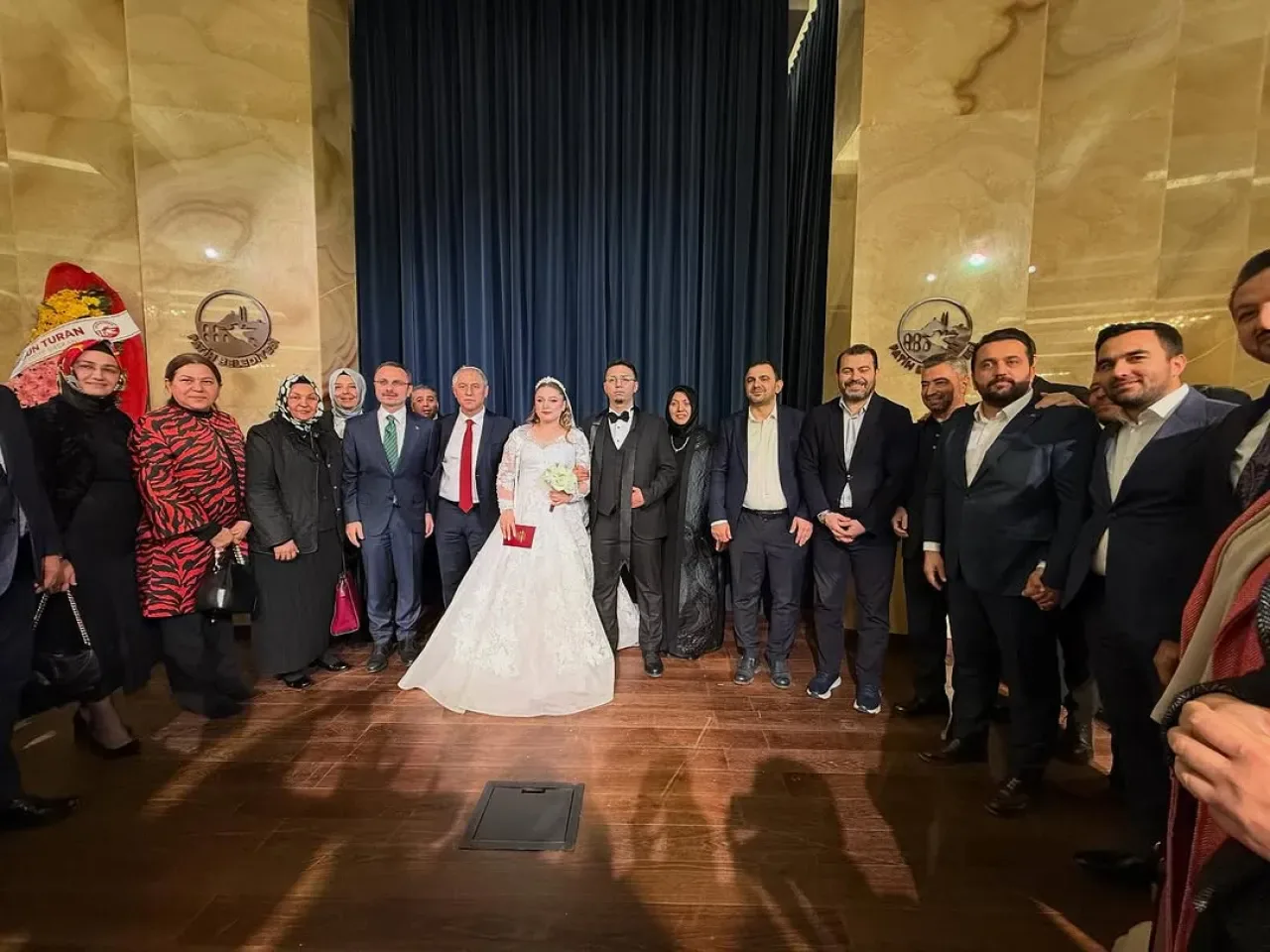 AK Parti Kartal İlçe Başkanlığı, İBB Grup Başkan Vekili Faruk Gökkuş'un Oğlunun Düğününe Katıldı AK Parti Kartal İlçe Başkanlığı, İBB Grup Başkan Vekili Faruk Gökkuş'un Oğlunun Düğününe Katıldı