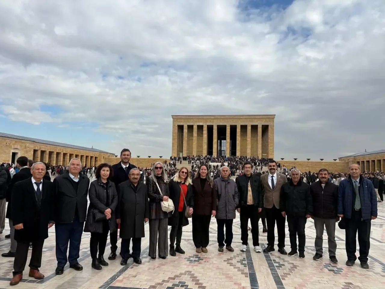 CHP Ankara İl Örgütünden Anıtkabir Ziyareti CHP Ankara İl Örgütünden Anıtkabir Ziyareti