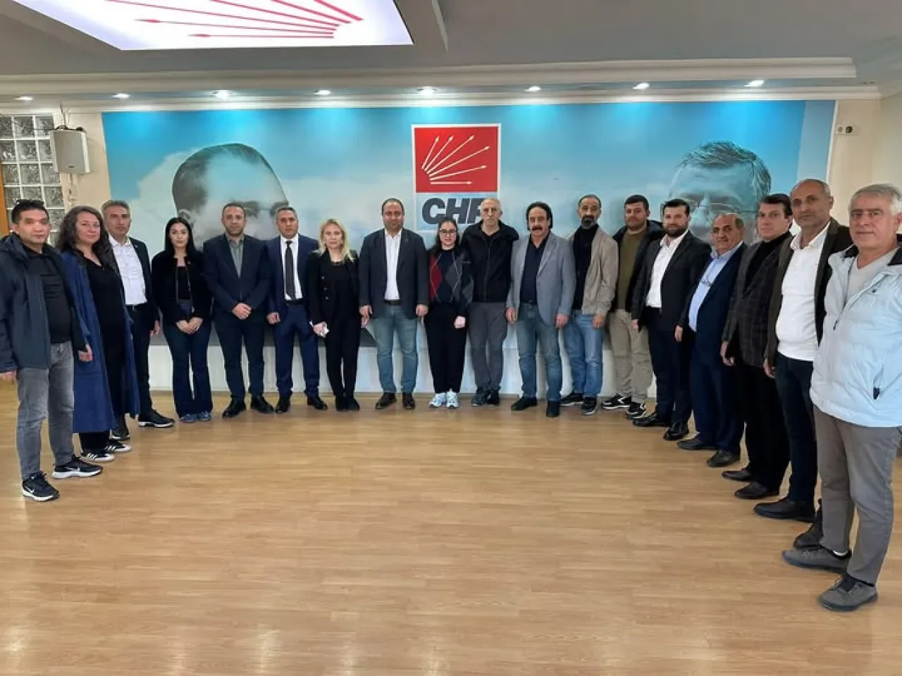CHP Avcılar İlçe Başkanlığı'ndan Esenyurt Ardahan Kültür Evi Derneği'ne Ziyaret CHP Avcılar İlçe Başkanlığı'ndan Esenyurt Ardahan Kültür Evi Derneği'ne Ziyaret