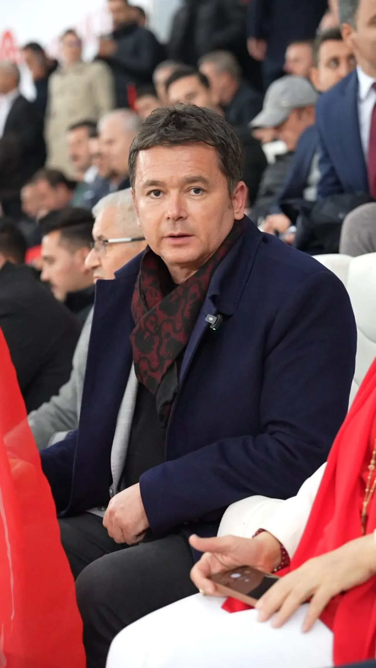 Bursa'da Futbol Sevgisi ve Milli Gurur Buluşması Bursa'da Futbol Sevgisi ve Milli Gurur Buluşması
